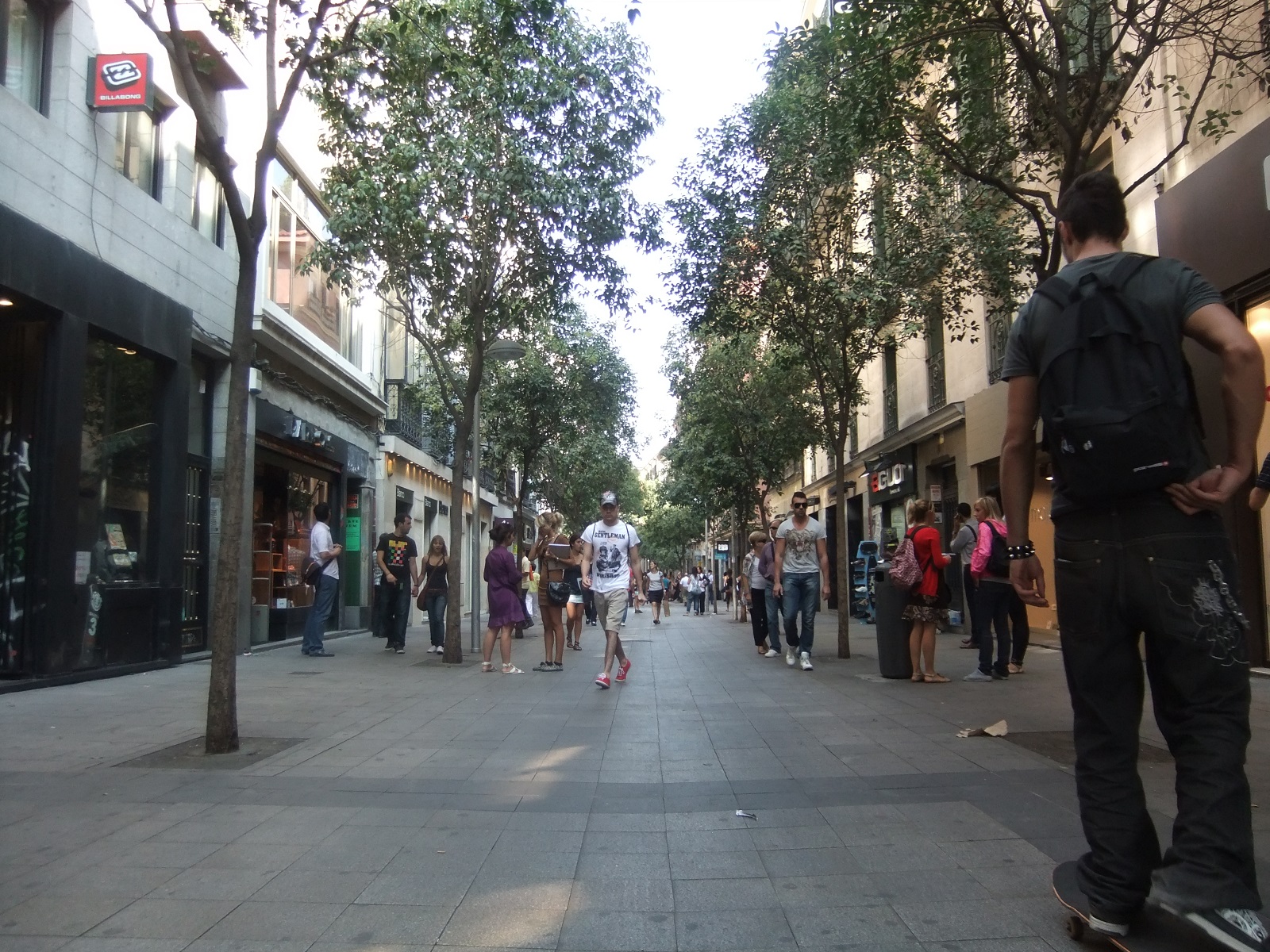 puerta Disfraz En marcha Calle Fuencarral, Madrid | Puedo Viajar